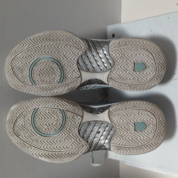 K-Swiss Women's Hypercourt Supreme Size 8.5 Tennis Shoes Barely Blue/White/Blue - Picture 6 of 10